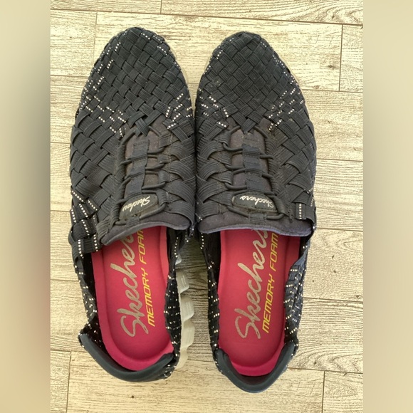 Skechers Memory Foam Slip Ons Navy Blue (women’s size 7) - Picture 2 of 8